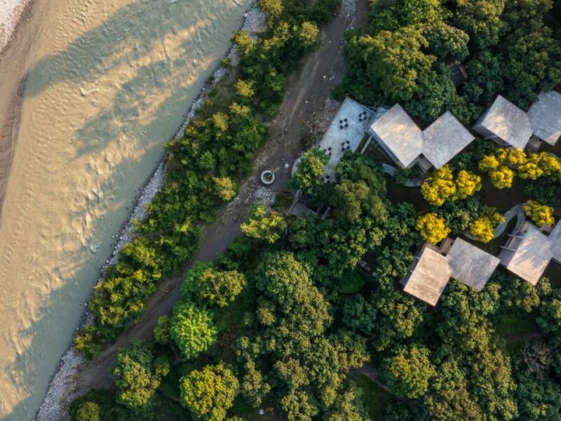 Corbett River Edge Resort